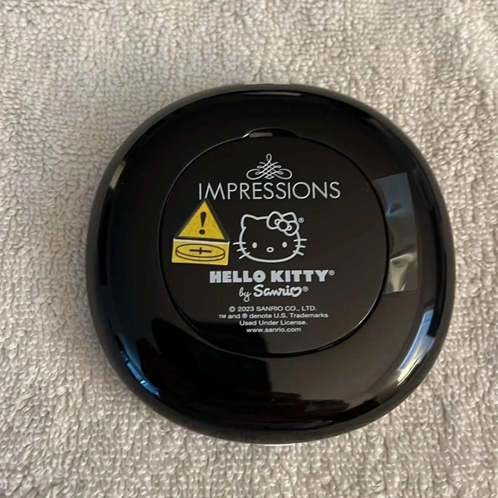 Impressions Hello Kitty LED Compact Mirror - Pink and White